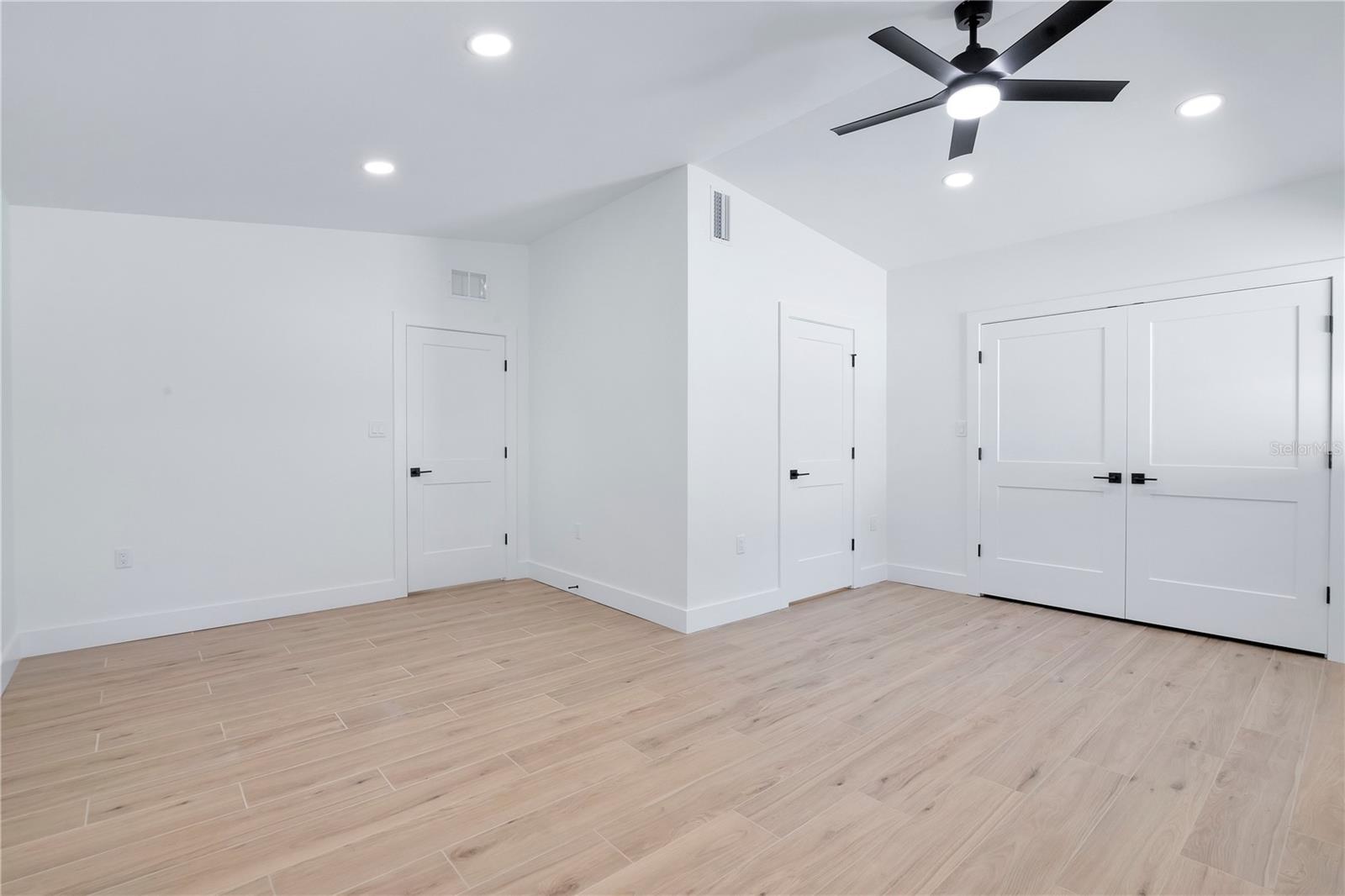 Image 17 of 50 For 3212 Indian Drive
