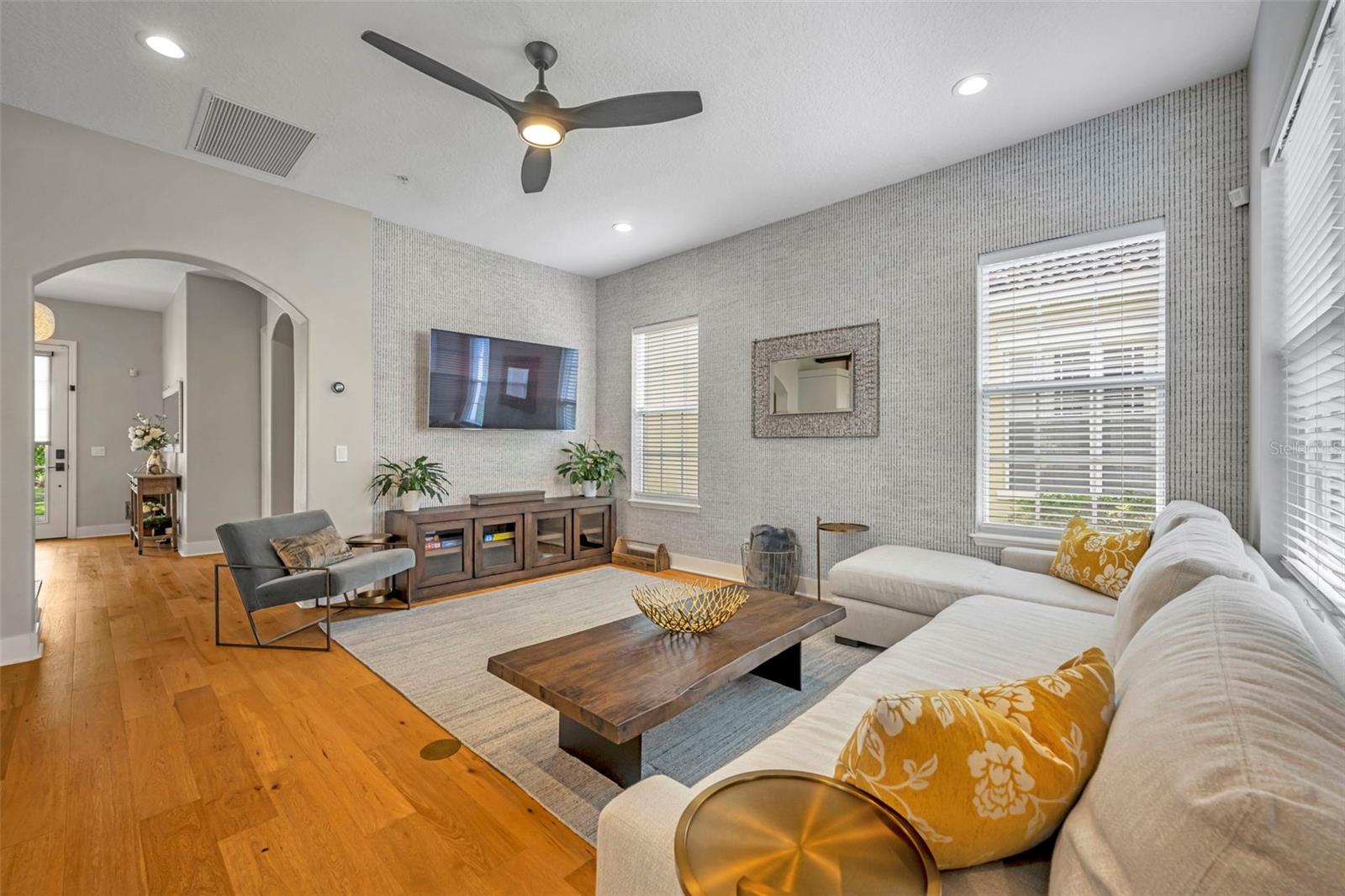 Image 16 of 49 For 2074 Shaw Lane