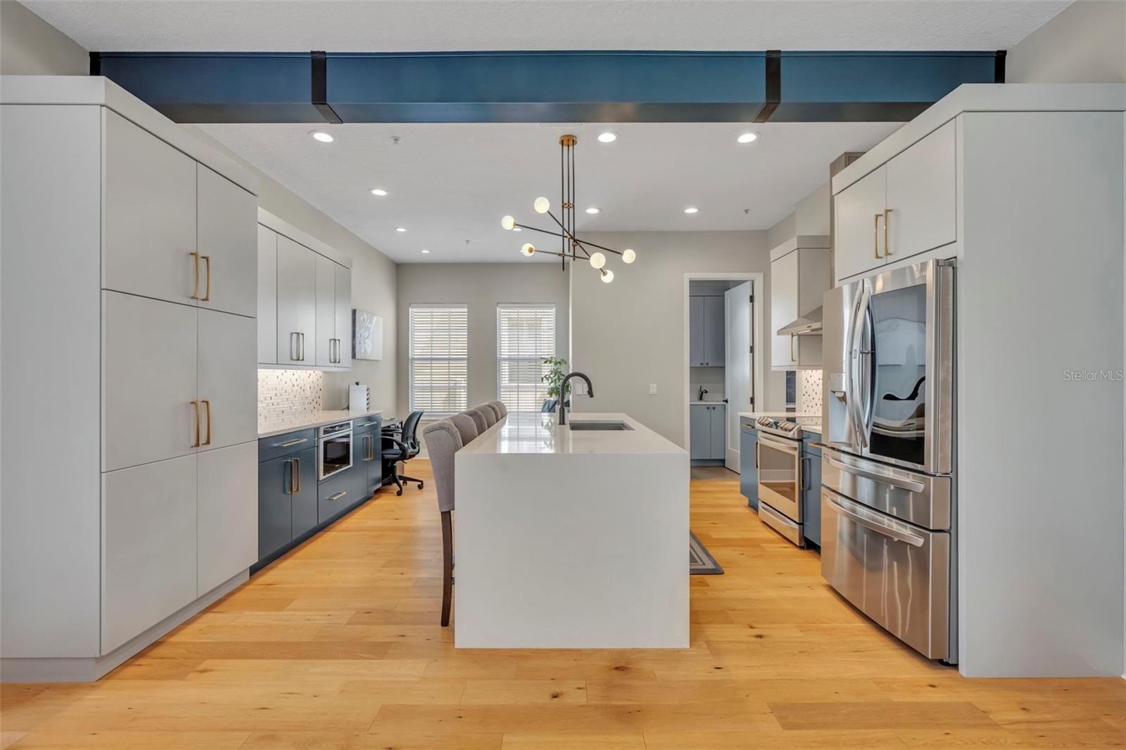 Image 19 of 49 For 2074 Shaw Lane