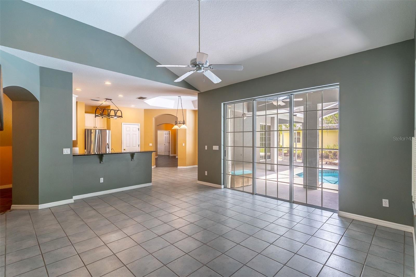 Image 15 of 46 For 4554 Shanewood Court
