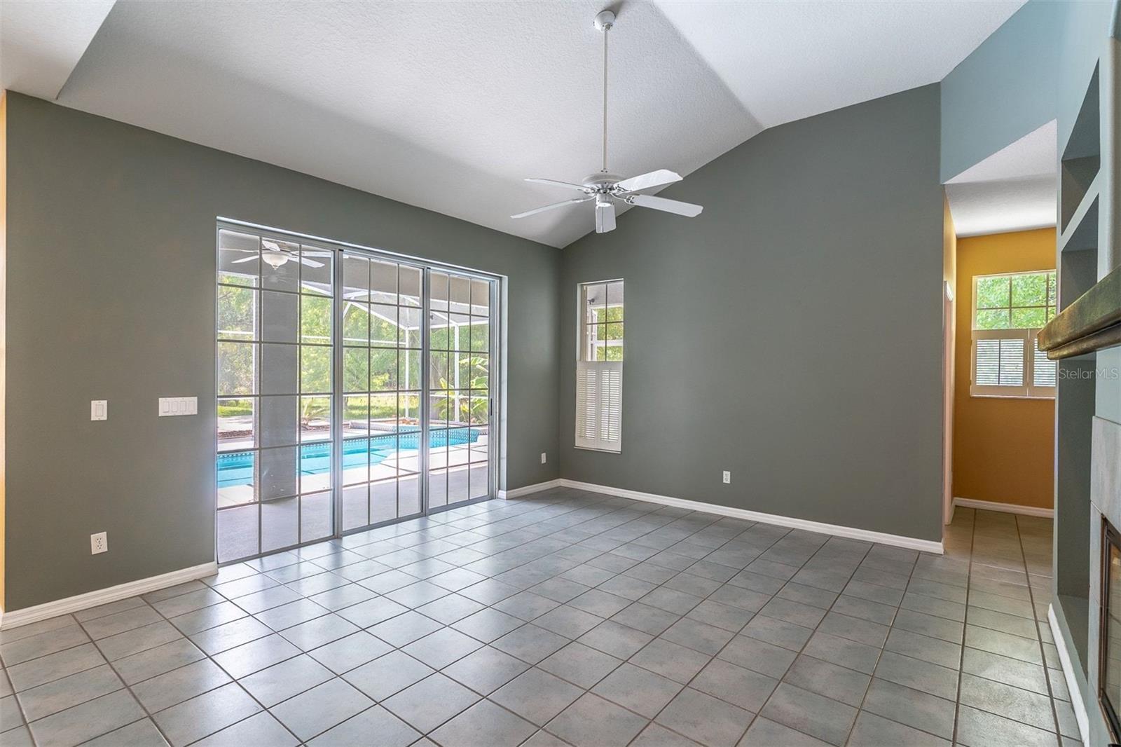 Image 16 of 46 For 4554 Shanewood Court