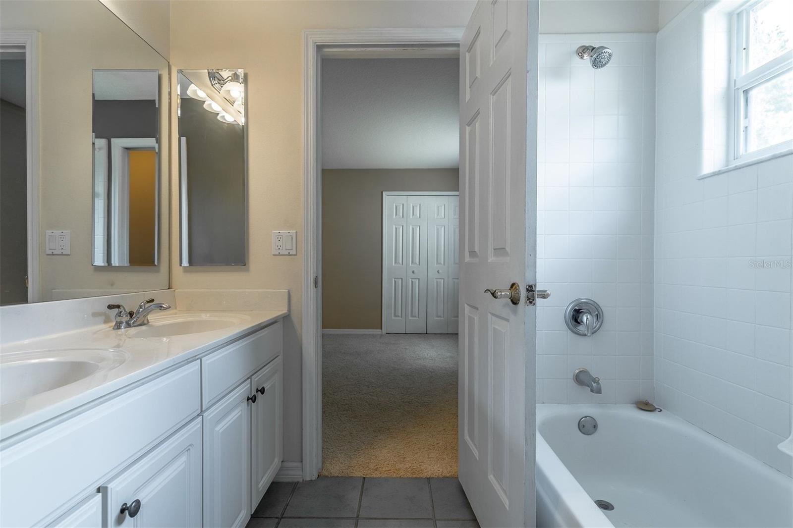 Image 26 of 46 For 4554 Shanewood Court
