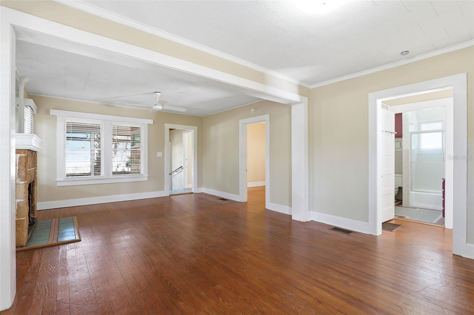 Image 11 of 48 For 2316 Country Club Road
