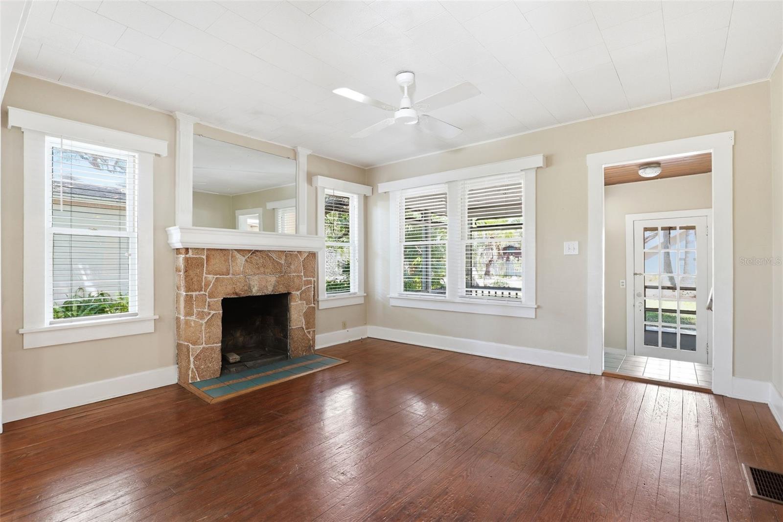 Image 12 of 48 For 2316 Country Club Road