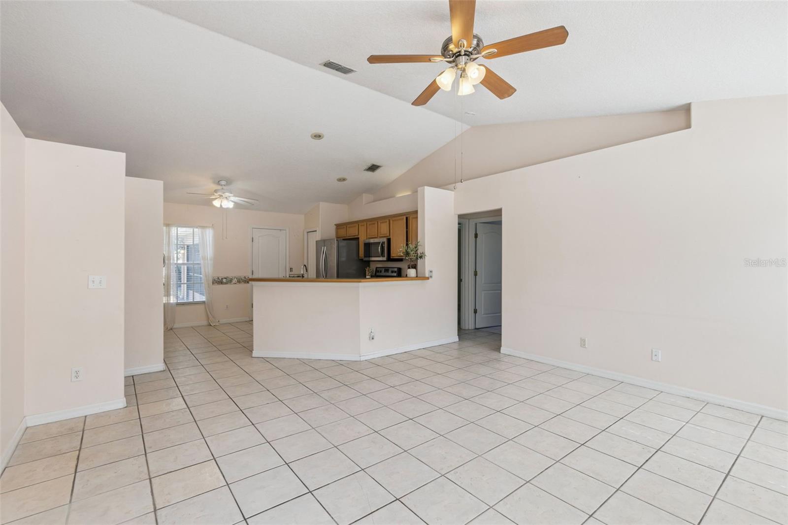 Image 13 of 37 For 3203 Sawgrass Creek Circle