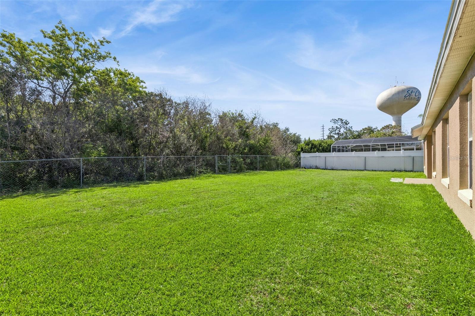 Image 32 of 37 For 3203 Sawgrass Creek Circle