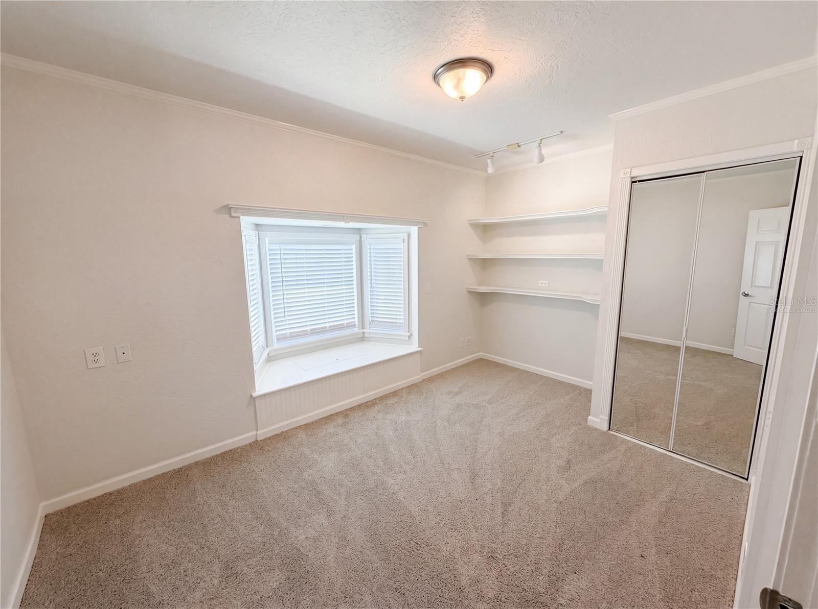 Image 4 of 25 For 535 Palmetto Drive
