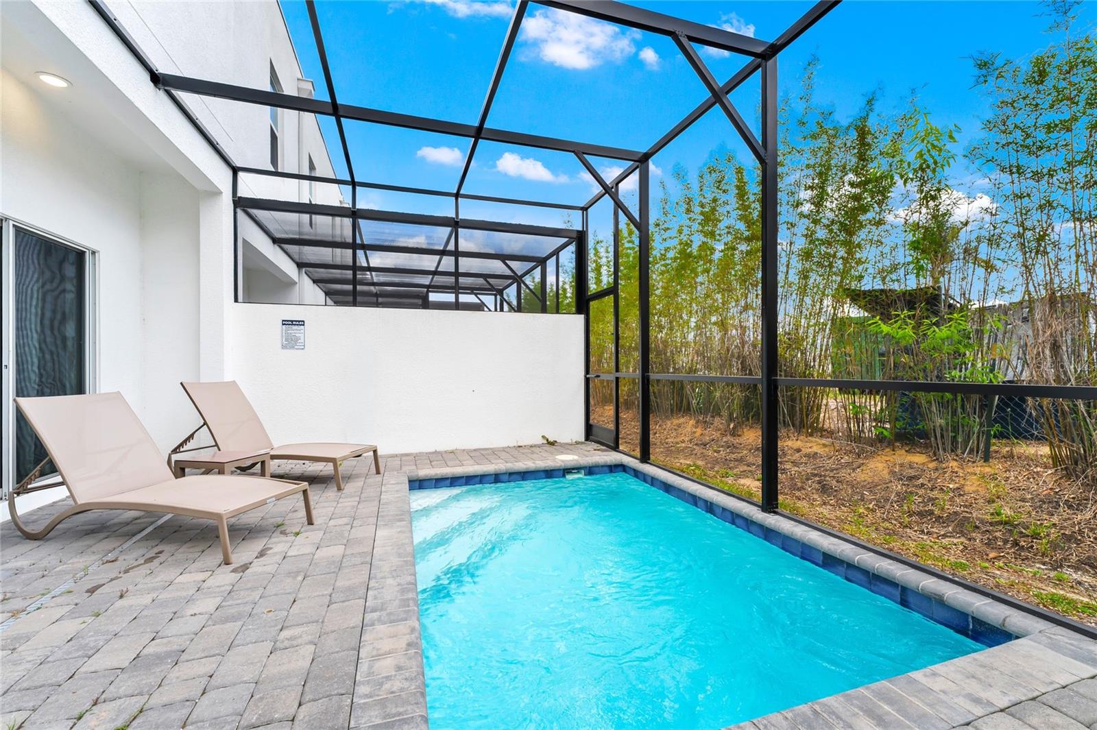 Image 32 of 51 For 344 Famagusta Dr Drive