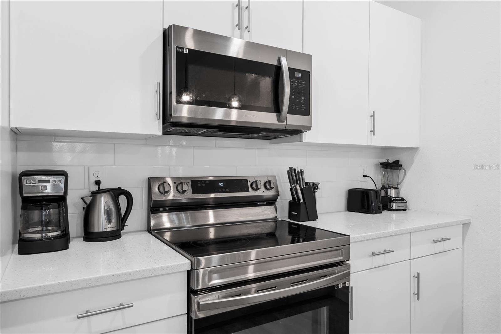 Image 5 of 51 For 344 Famagusta Dr Drive
