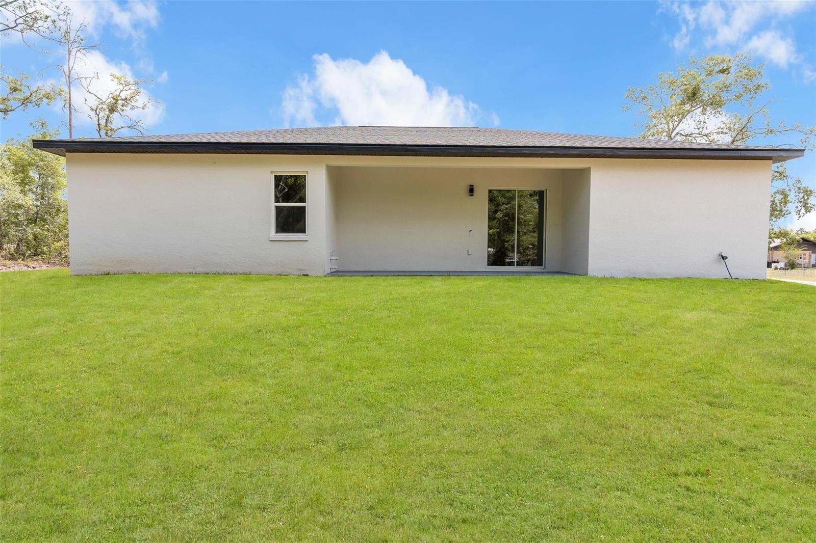Listing photo id 43 for 9651 Pineview Way