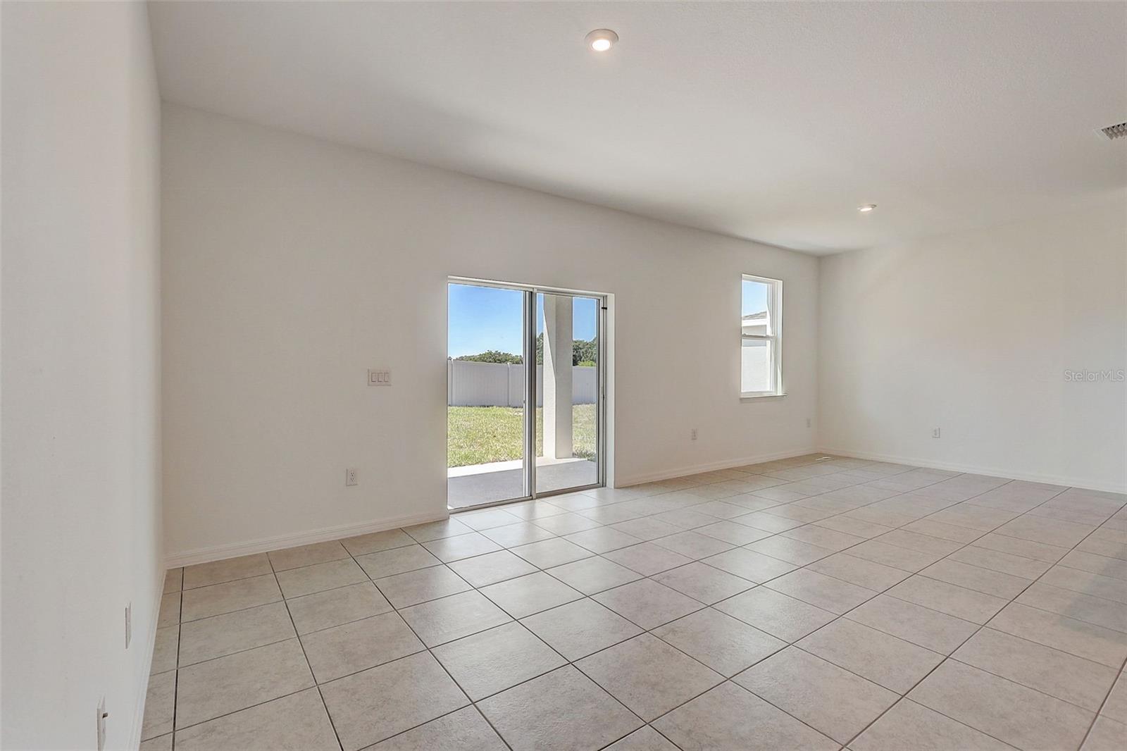 Image 10 of 30 For 9221 Harris Hawk Drive
