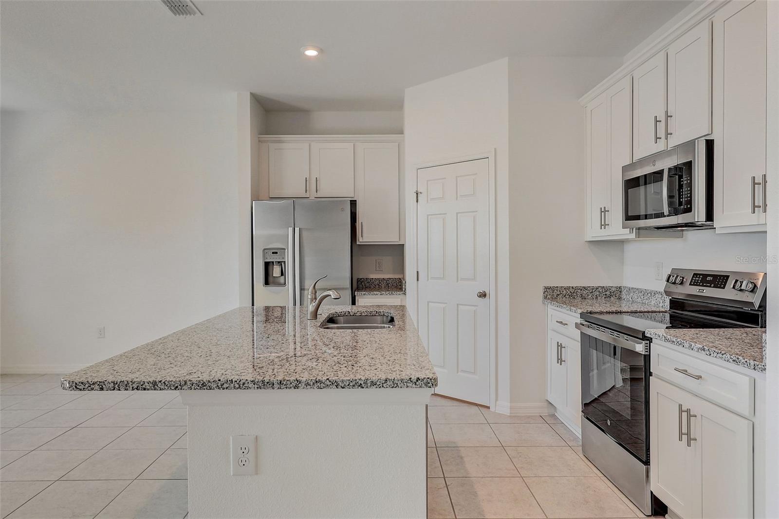 Image 6 of 30 For 9221 Harris Hawk Drive