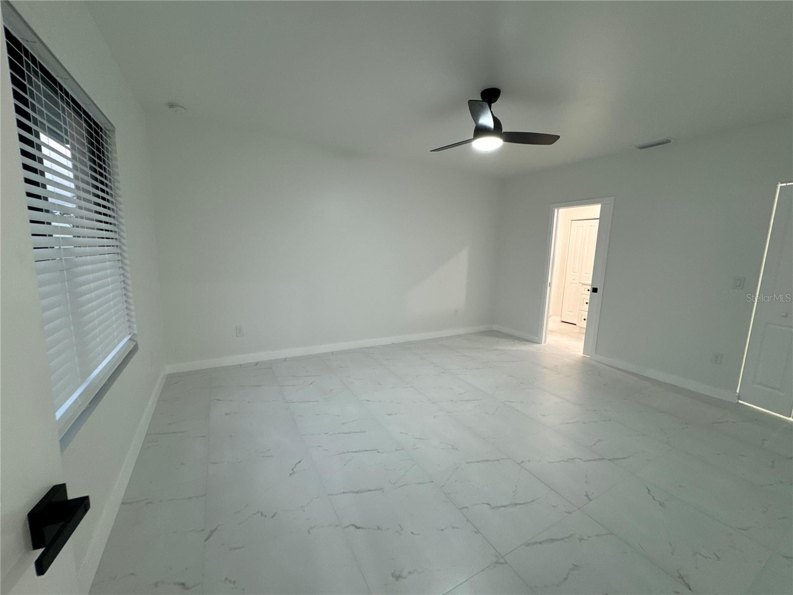 Image 9 of 20 For 1775 Glenway Court