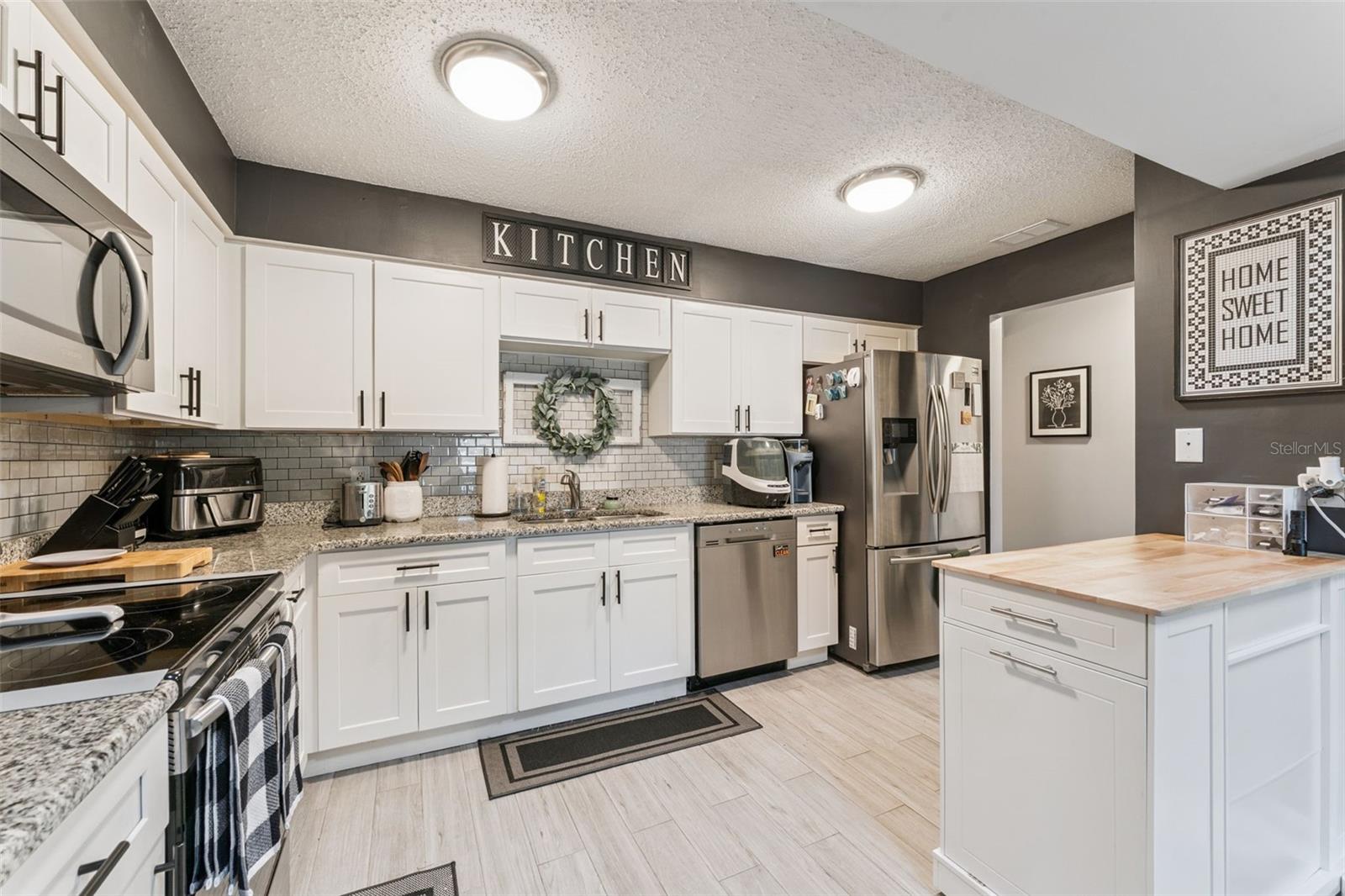 Image 11 of 26 For 9341 Comeau Street
