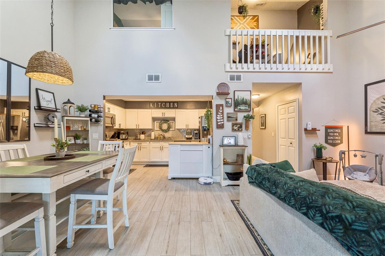 Image 8 of 26 For 9341 Comeau Street