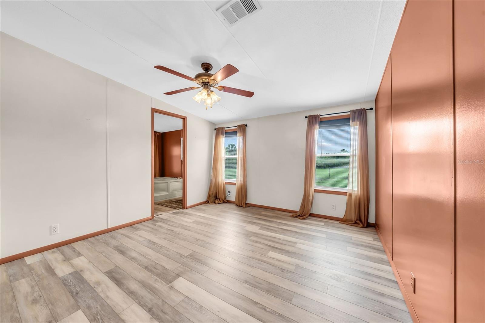 Image 25 of 50 For 17255 272nd Street