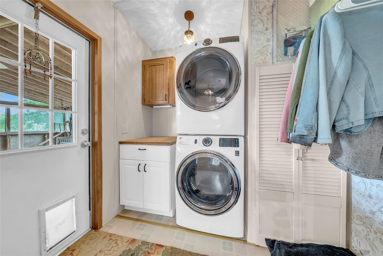 Image 27 of 50 For 17255 272nd Street