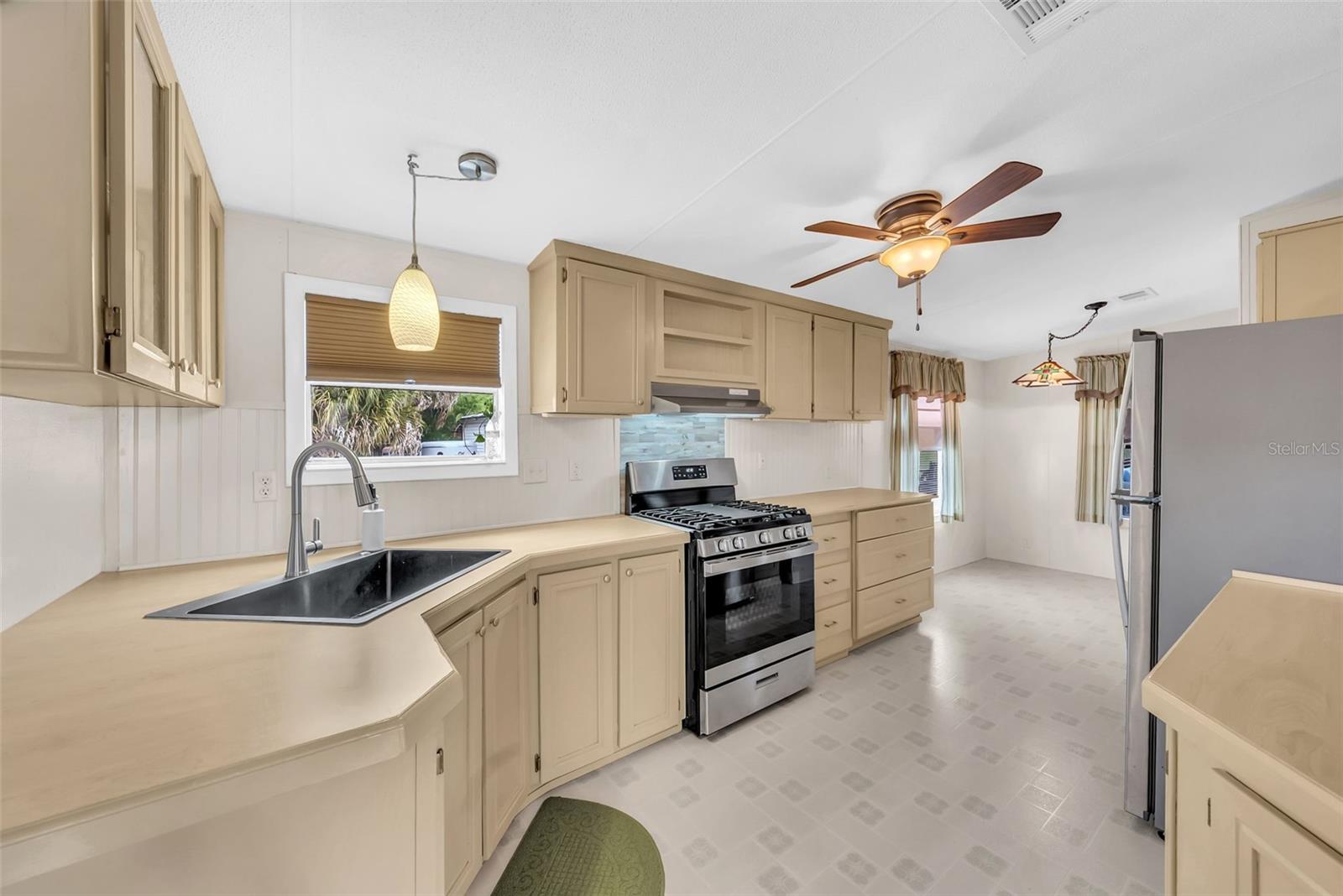 Image 31 of 50 For 17255 272nd Street