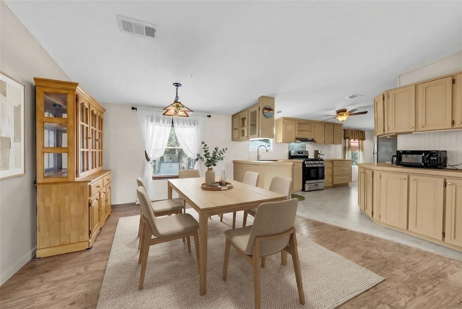 Image 32 of 50 For 17255 272nd Street