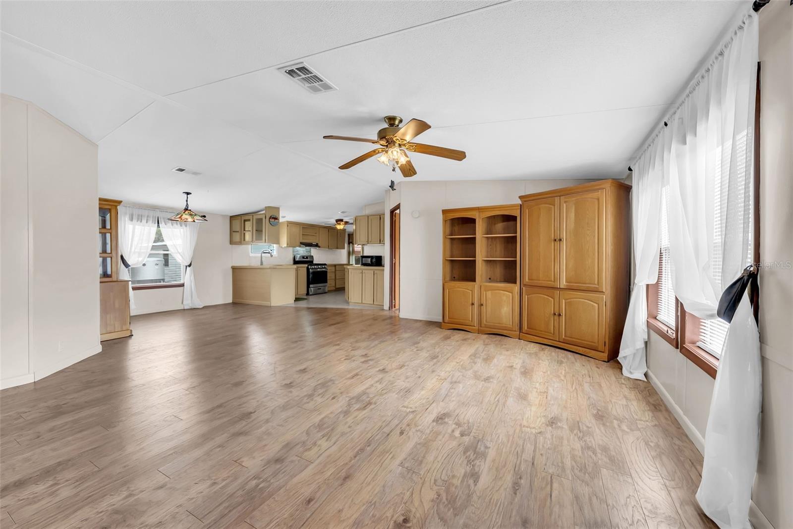 Image 36 of 50 For 17255 272nd Street