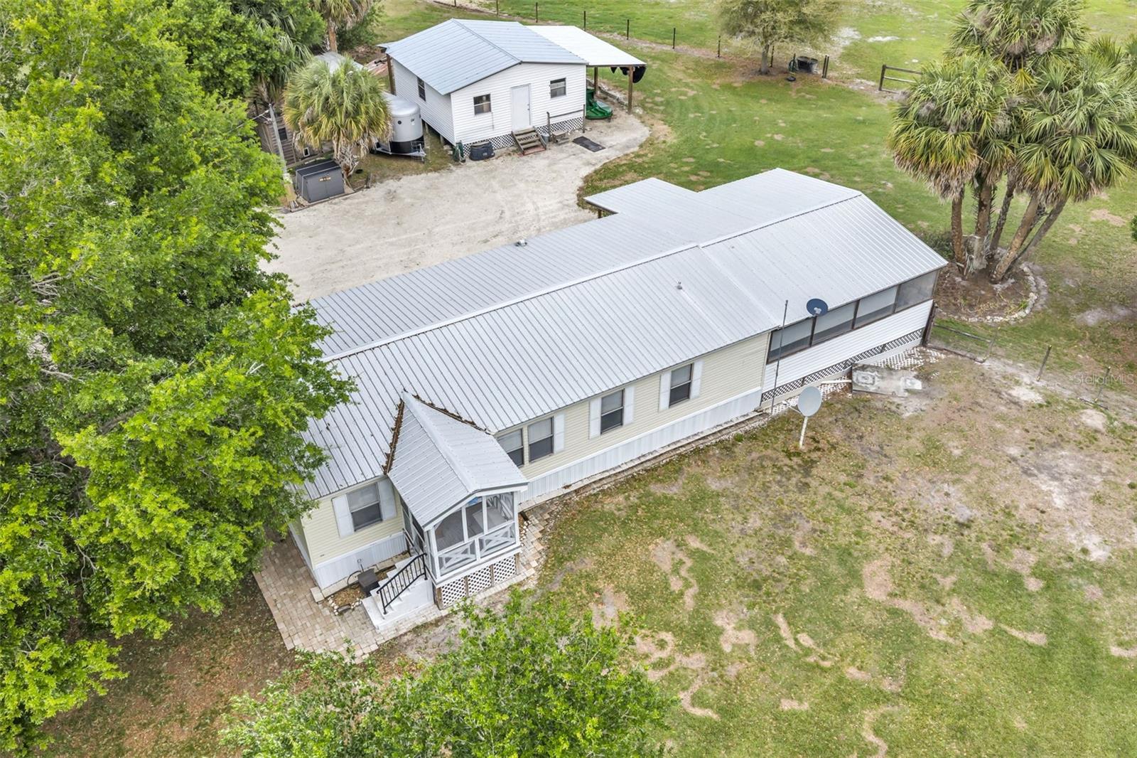 Image 42 of 50 For 17255 272nd Street