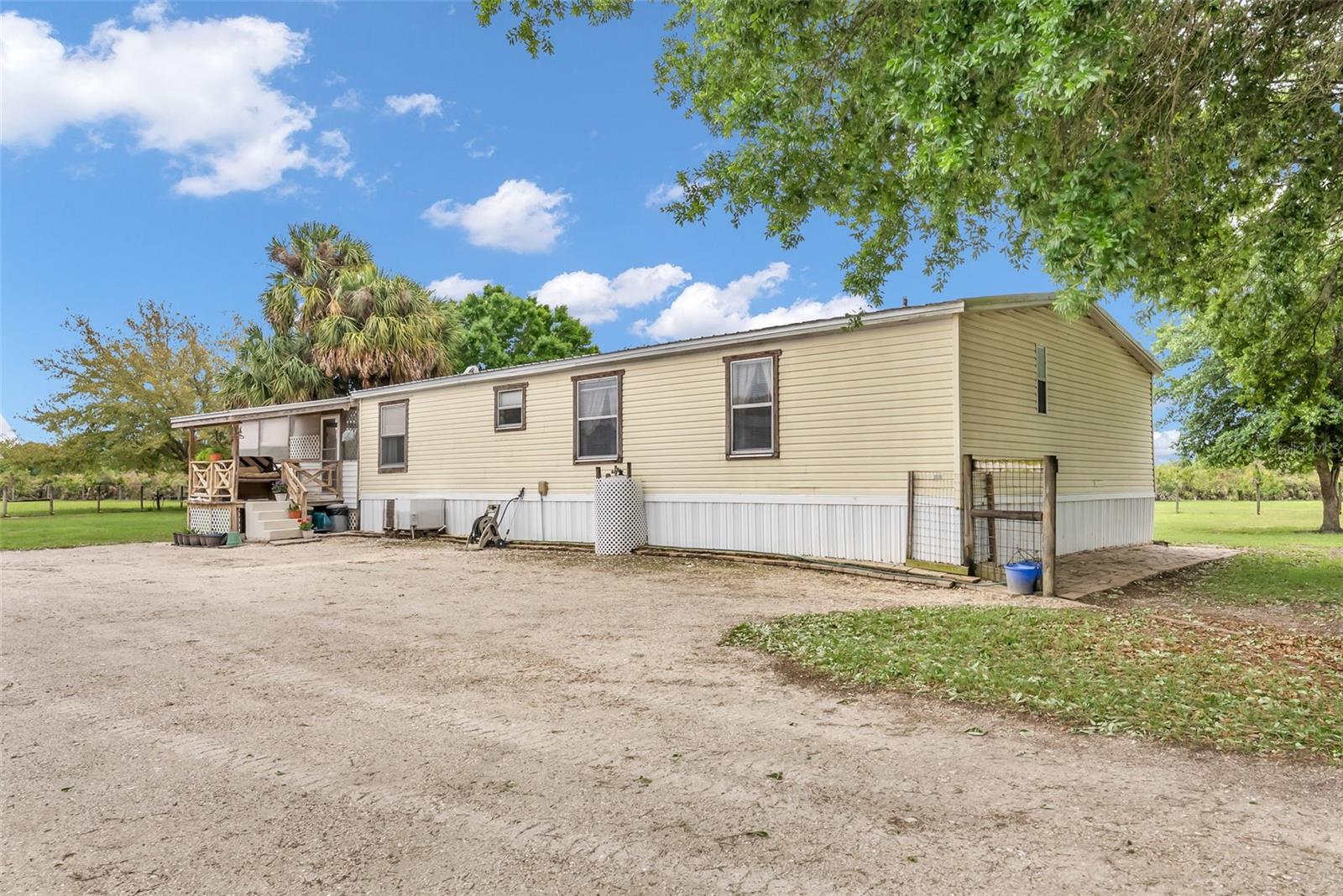 Image 9 of 50 For 17255 272nd Street