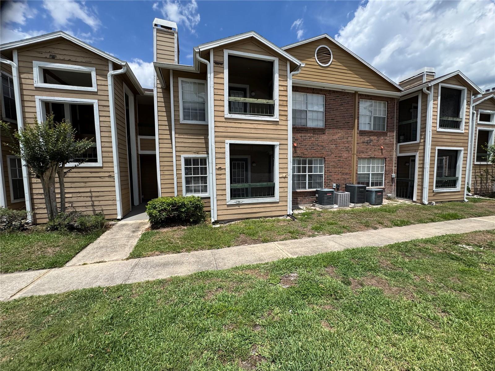 Image 22 of 34 For 5540 Devonbriar Way H104