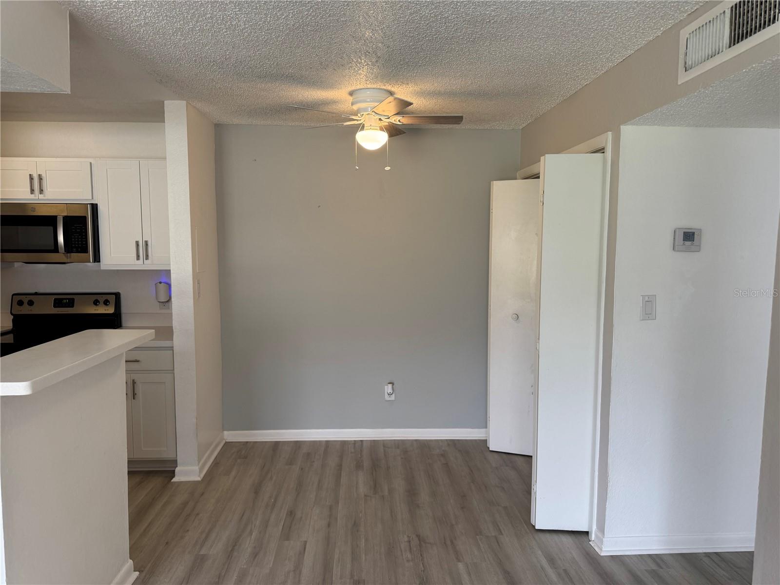 Image 6 of 34 For 5540 Devonbriar Way H104