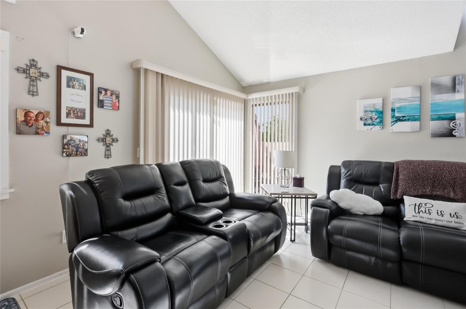 Image 10 of 40 For 161 Pinesong Drive