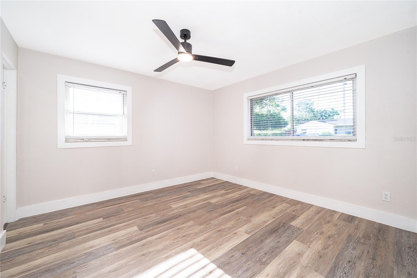 Image 14 of 25 For 4707 Pinellas Drive