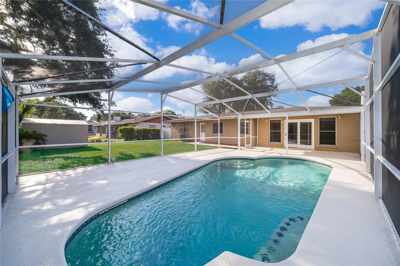 Image 21 of 25 For 4707 Pinellas Drive