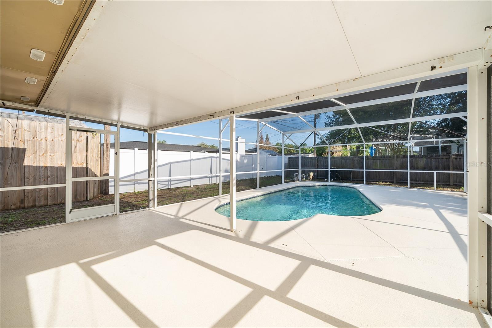 Image 22 of 25 For 4707 Pinellas Drive