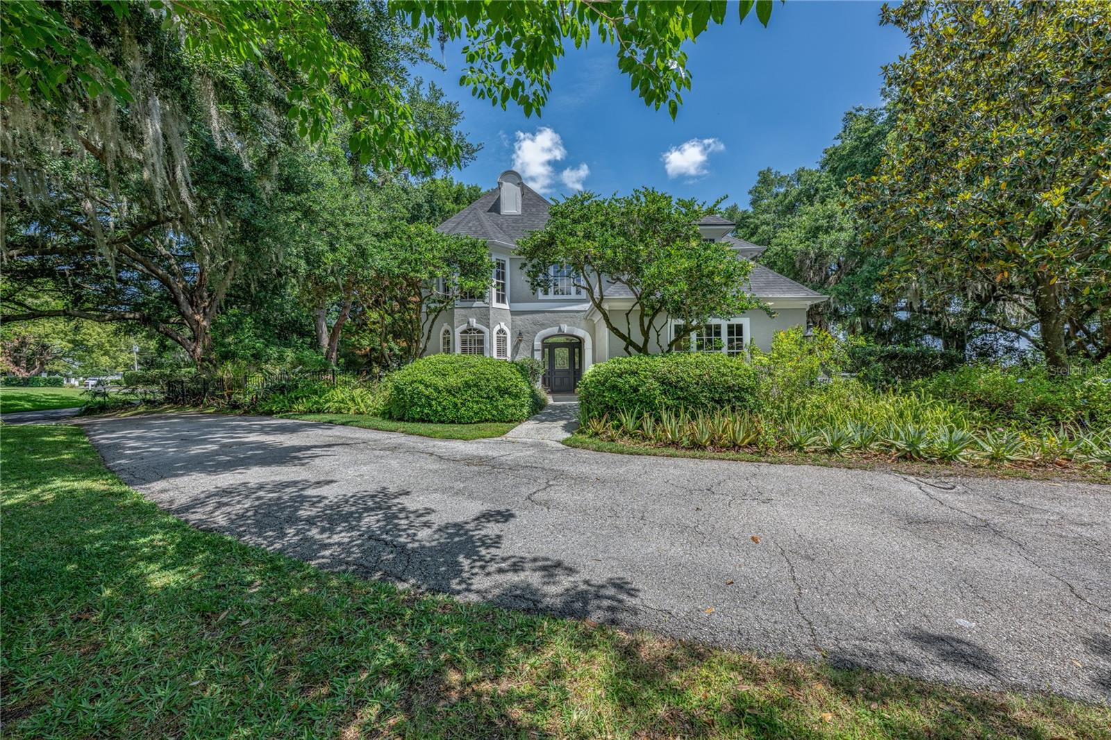 Image 11 of 61 For 1125 Kelso Boulevard