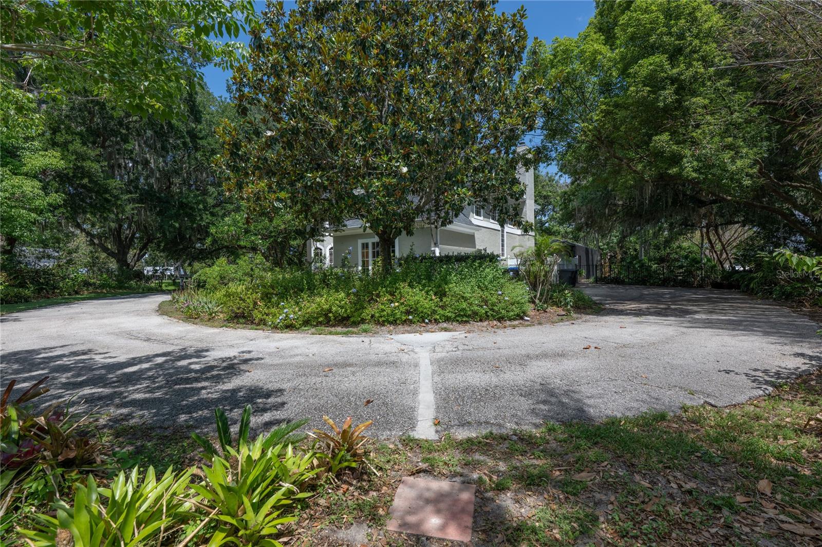 Image 14 of 61 For 1125 Kelso Boulevard