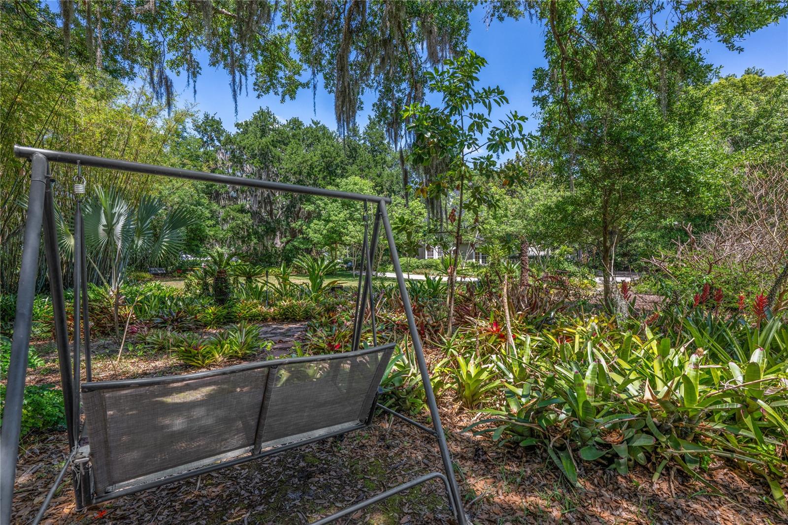 Image 15 of 61 For 1125 Kelso Boulevard