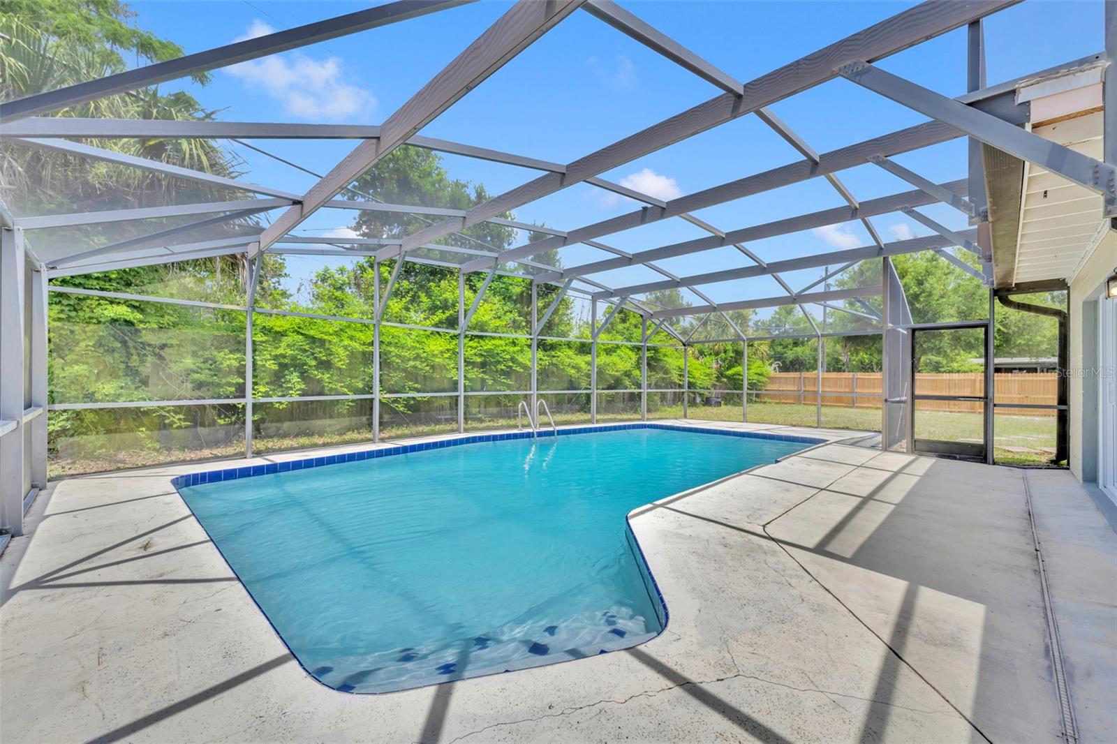 Image 34 of 43 For 731 Bongart Road