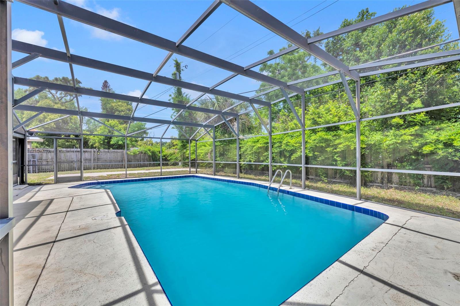 Image 37 of 43 For 731 Bongart Road