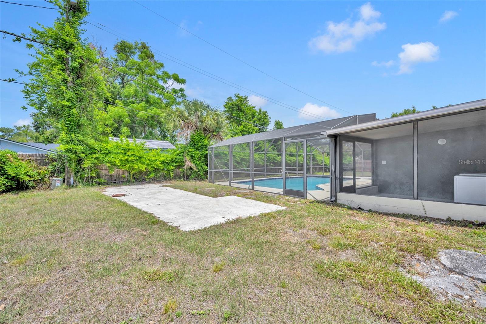 Image 40 of 43 For 731 Bongart Road