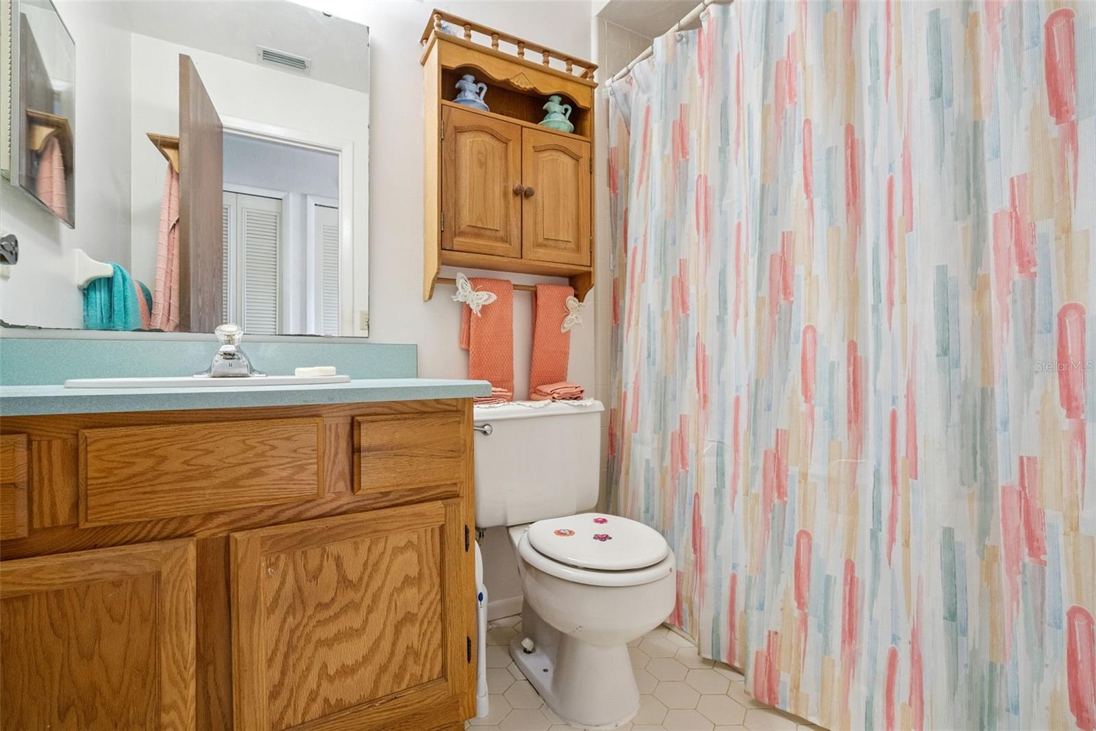 Image 22 of 37 For 822 Abbott Avenue