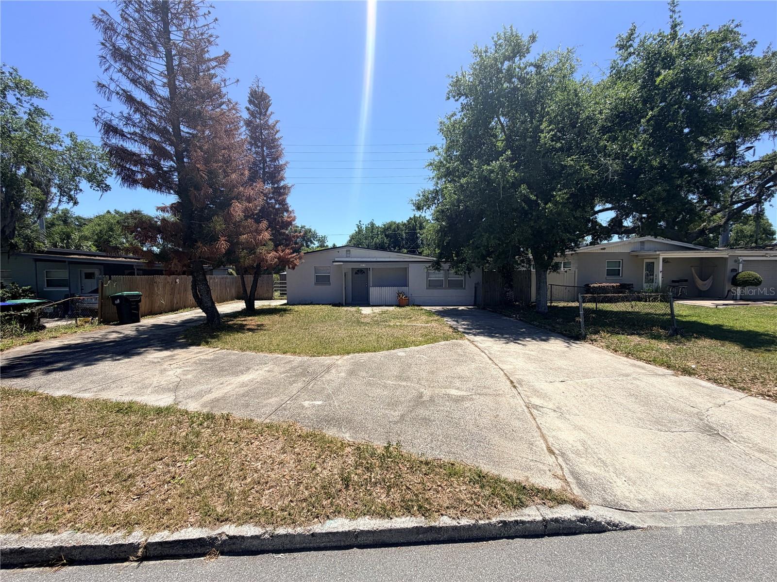 Image 2 of 35 For 2216 Mayflower Avenue