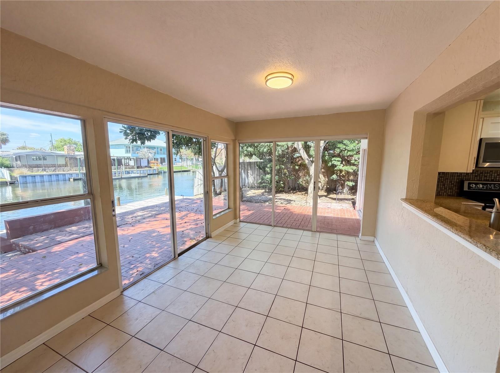 Image 29 of 35 For 406 Skylark Boulevard
