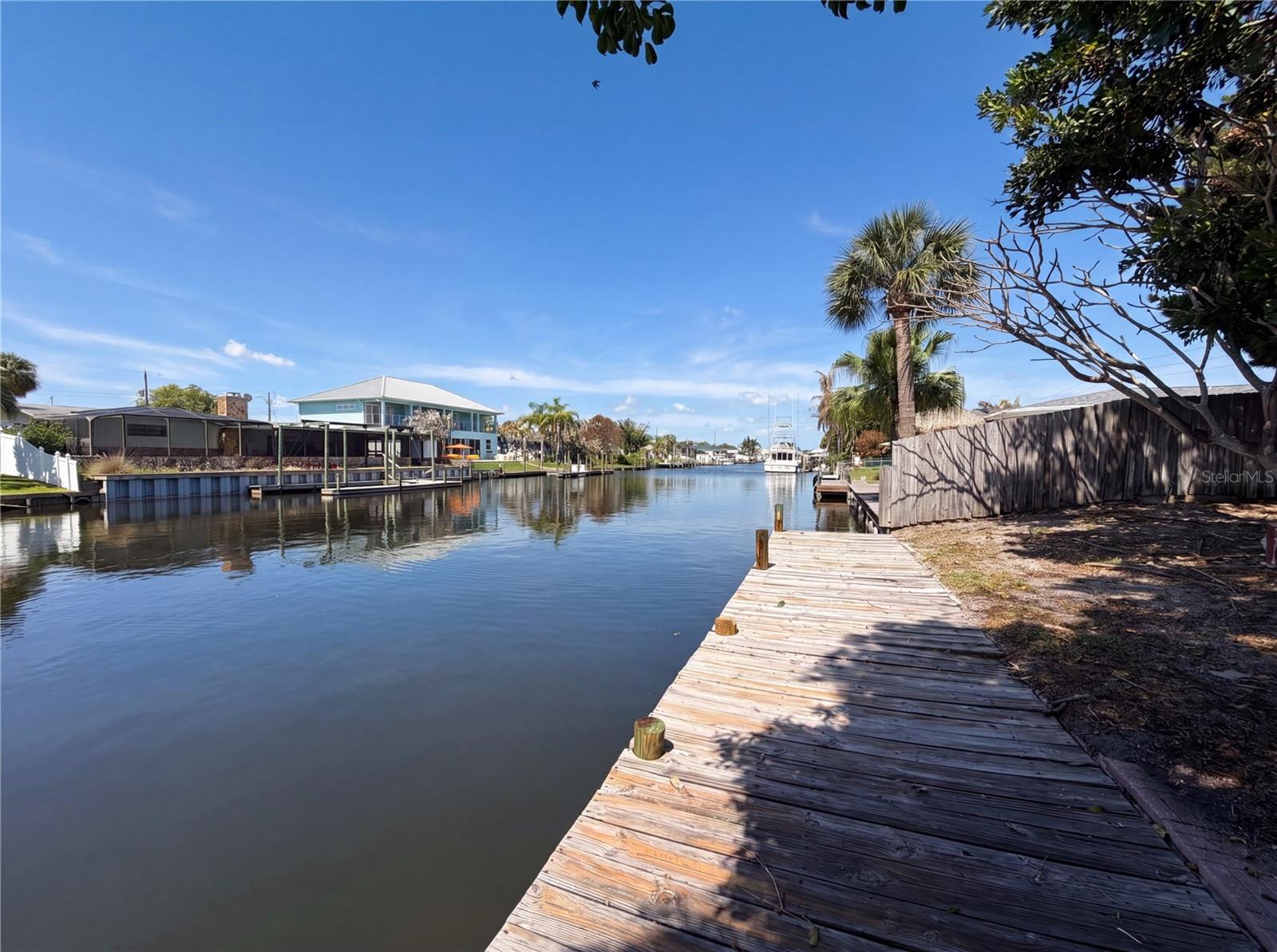 Image 31 of 35 For 406 Skylark Boulevard