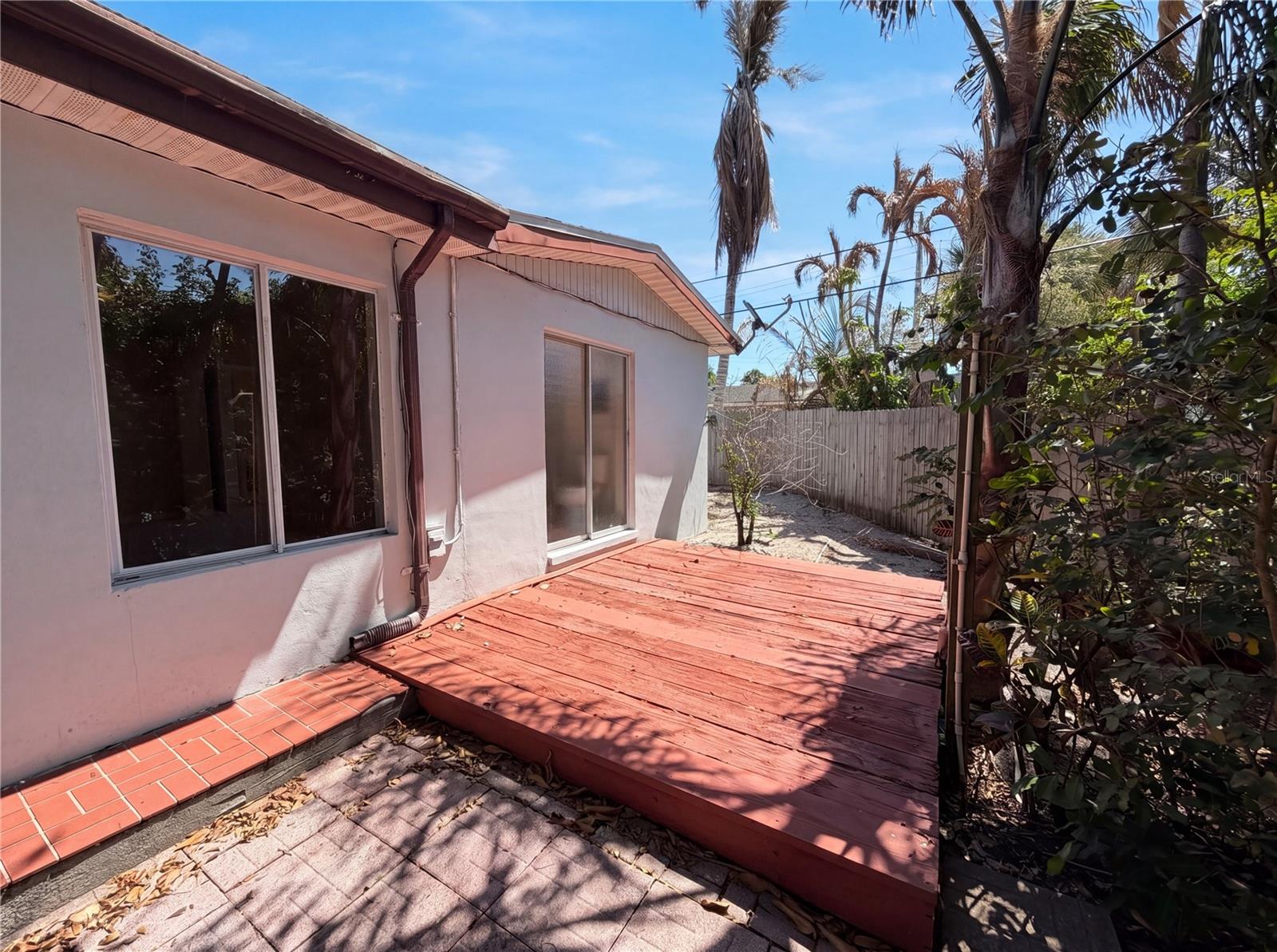 Image 33 of 35 For 406 Skylark Boulevard