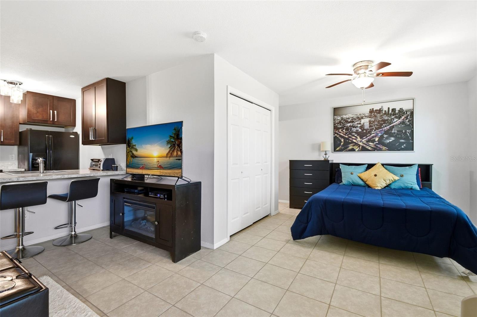 Image 14 of 30 For 1401 Palmetto Avenue 103