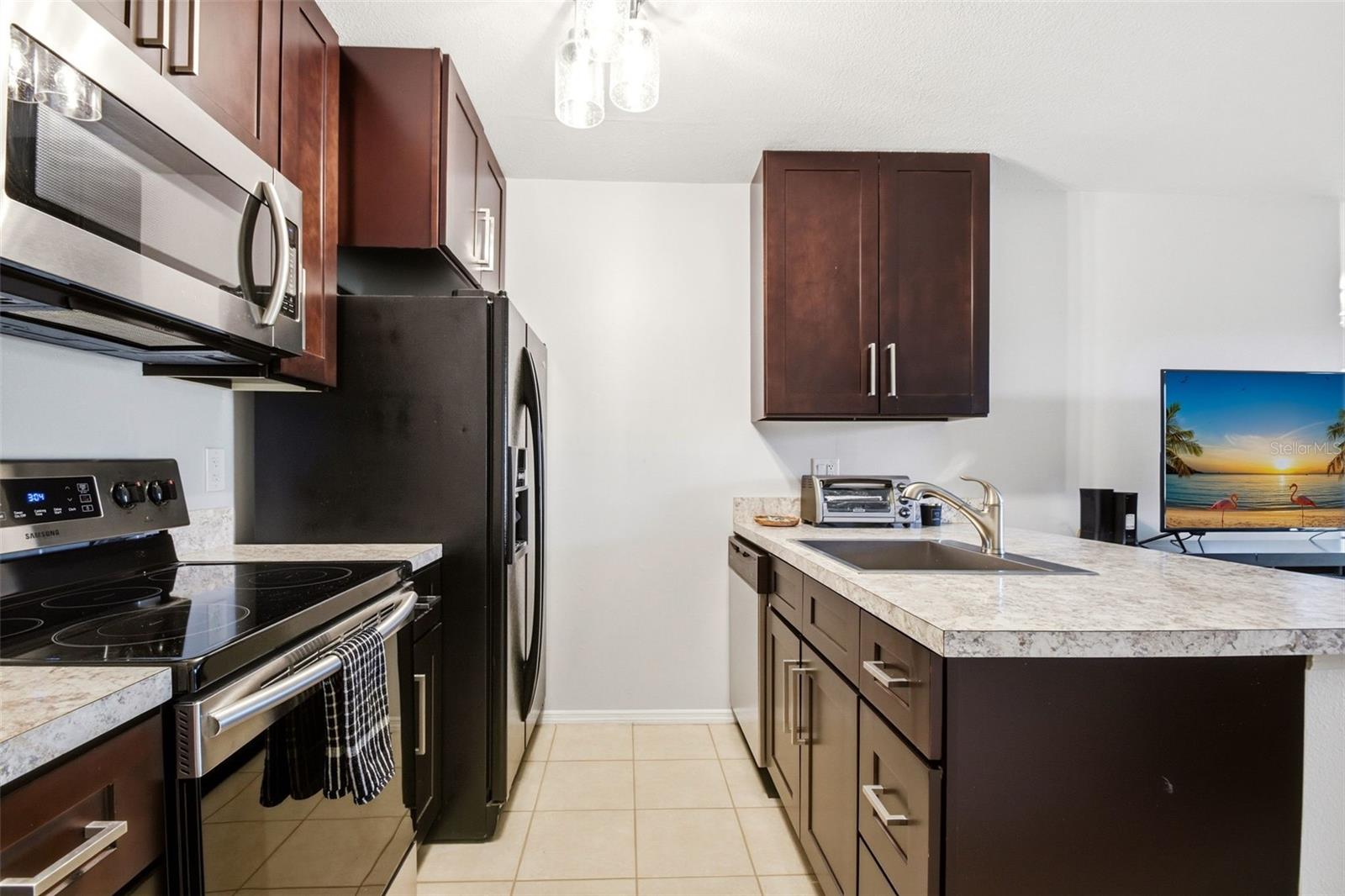 Image 5 of 30 For 1401 Palmetto Avenue 103