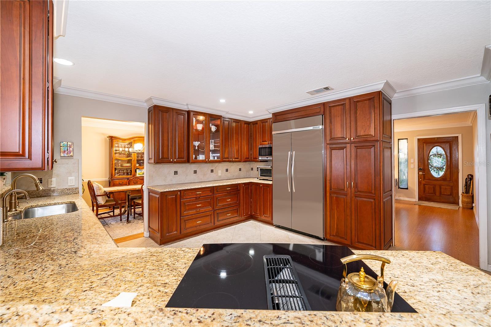 Image 15 of 54 For 2810 Overlake Avenue