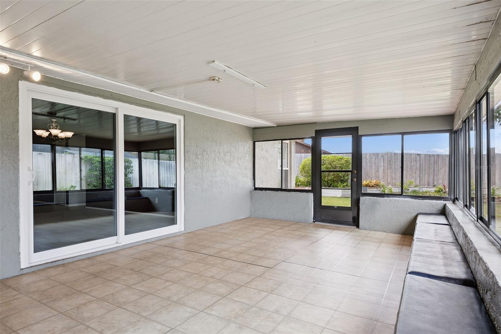Image 10 of 20 For 4029 Foothills Drive