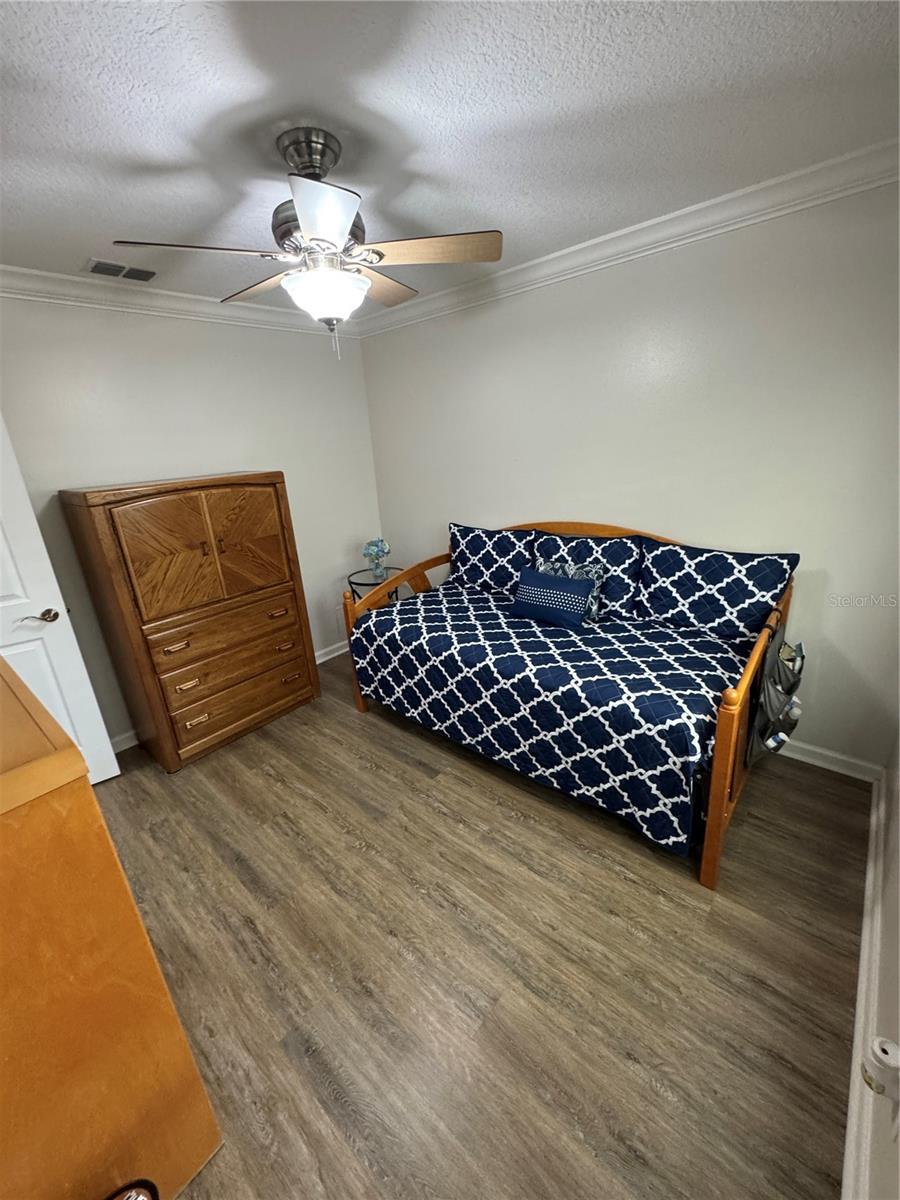 Image 25 of 41 For 664 Sundance Drive