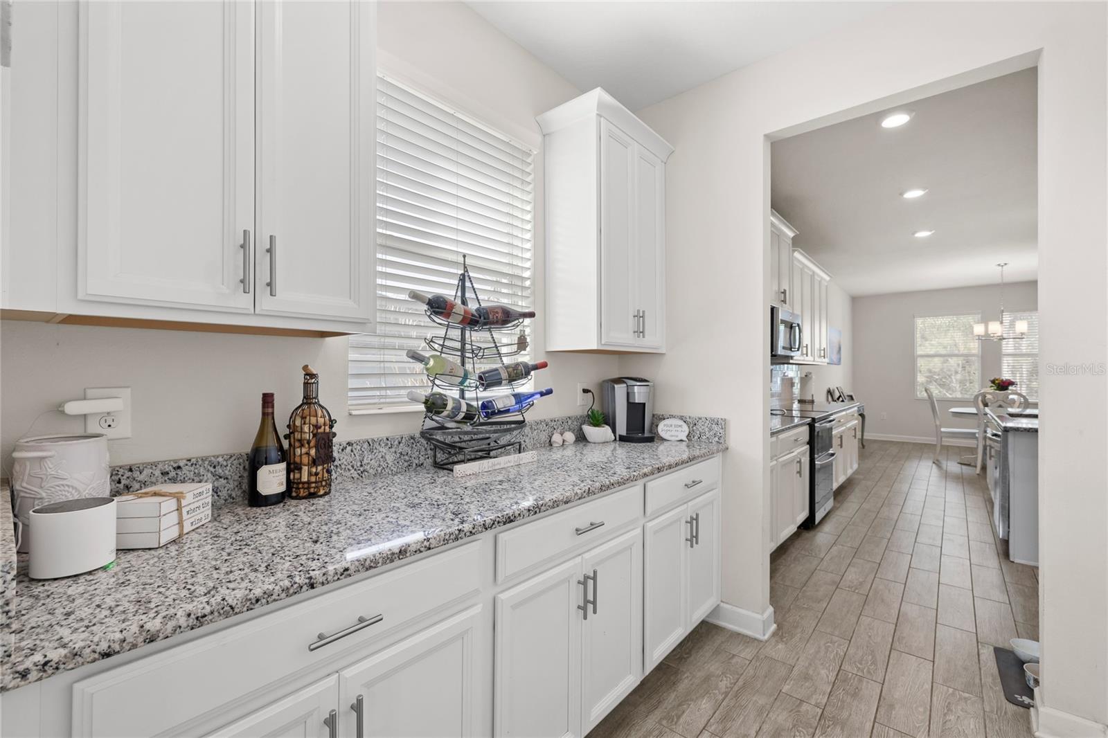 Image 11 of 74 For 5864 Alenlon Way