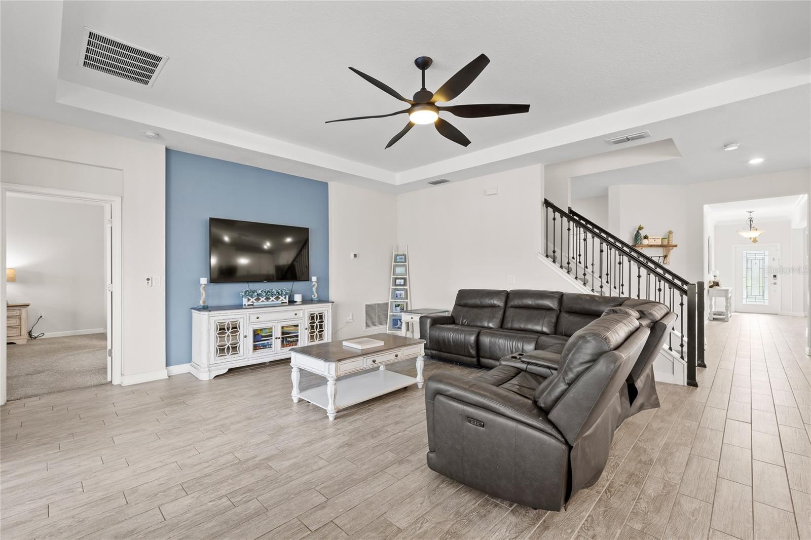 Image 14 of 74 For 5864 Alenlon Way